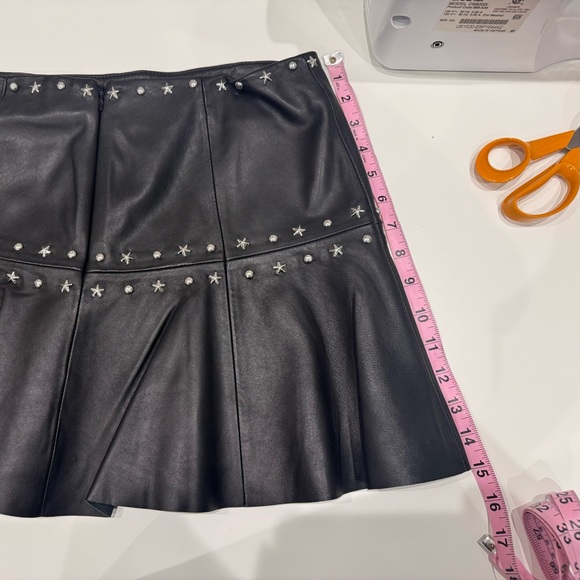 Black leather Mini Skirt - Picture 4 of 6